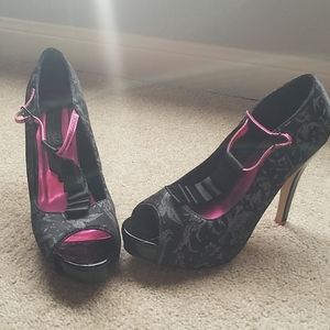 Black and Pink Pumps